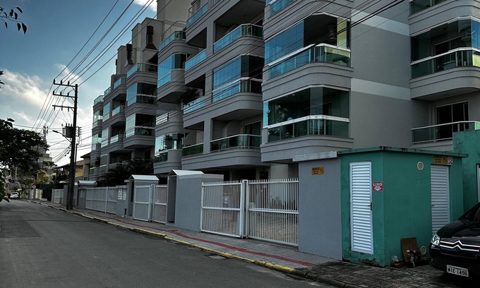 Bombas Apartment | Apartment Bombas Beach - Bombinhas SC - 1 suite; 1- bedroom with 2 bunk beds