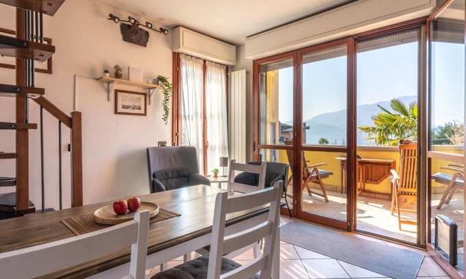 Pettenasco Apartment | Apartment Borgo San Giulio by Interhome