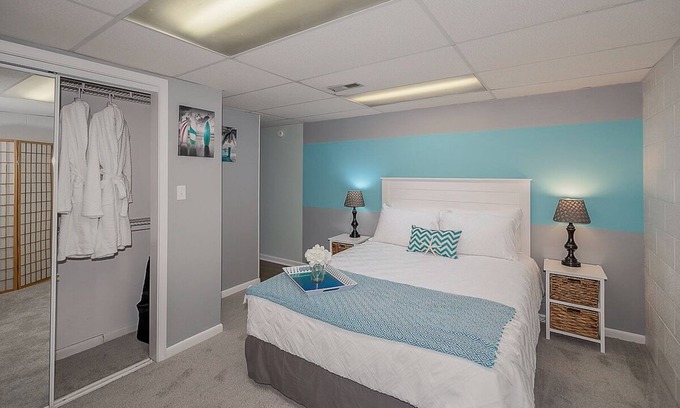 Boiling Springs Apartment | Apartment -Breakfast- Meal Plans- Fire Pit