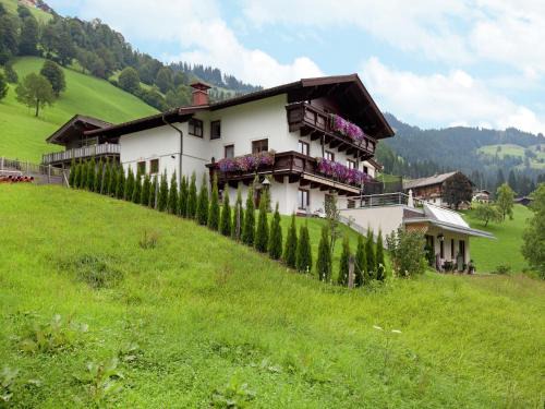 Moosen Apartment | Apartment Brixen near Ski Lift
