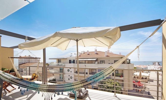 Barra Apartment | Apartment 'Cantinho Da Praia Da Barra' with Sea View, Shared Pool and Wi-Fi