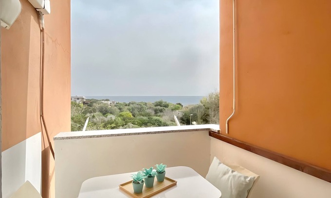Stintino Apartment | Apartment 'Casa 19' with Sea View, Wi-Fi and Air Conditioning