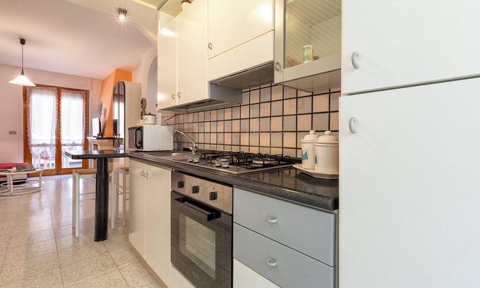 La Pietraia Apartment | Apartment 'Casa Baleari' with Private Terrace, Balcony and Air Conditioning