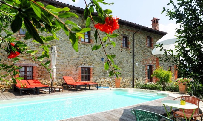 Bonvicino Apartment | Apartment Casa Vacanza Cascina Lovera-1 by Interhome