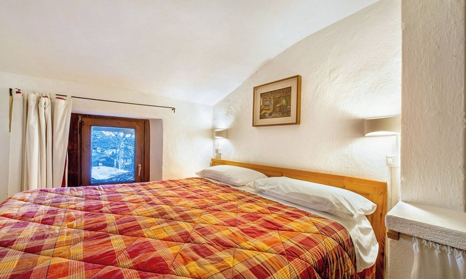 Saint Maurice Apartment | Apartment 'Cascina Des Religieuses - Feuillage' with Mountain View