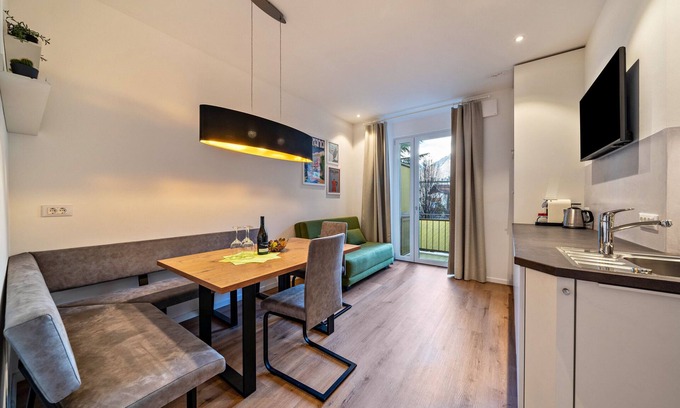 Merano Historic Center Apartment | Apartment 'Central Suite Merano' with Mountain View, Wi-Fi and Air Conditioning