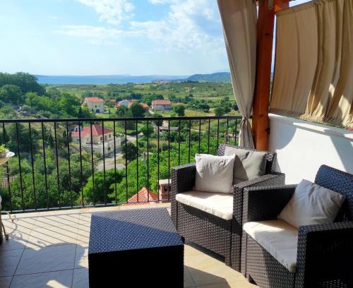 Razanac Apartment | Apartment Cernesa