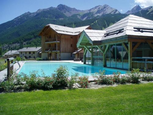Monetier-les-Bains Apartment | Apartment Chamoissiere
