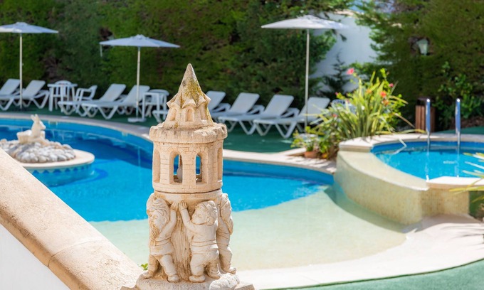 Canyamel Apartment | Apartment Close to the Beach with Pool Access, Private Terrace, Air Conditioning and Wi-Fi