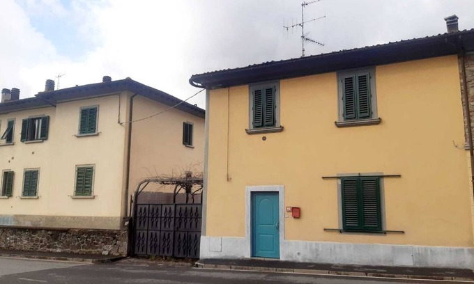 Cavallina Apartment | Apartment 'Da Valentino' with Air Conditioning