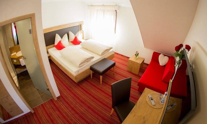 Breitenholz Apartment | Apartment