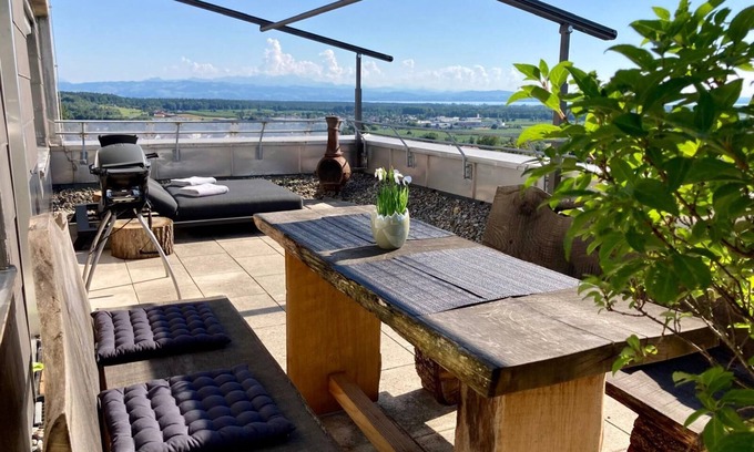 Bechlingen Apartment | Apartment 'Dmon-Home' with Lake View, Private Terrace and Wi-Fi
