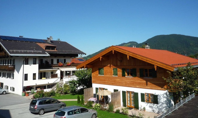 Bad Wiessee Apartment | Apartment EC - Gästehaus Johanna