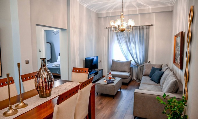 Preveza Apartment | Apartment 'Elegant Preveza' with Shared Terrace, Balcony and Air Conditioning