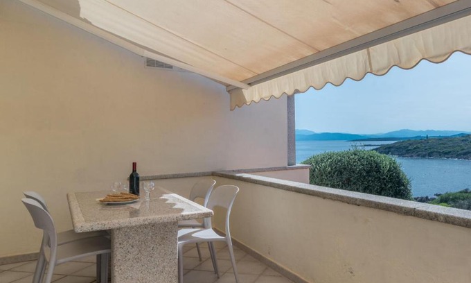 Baia Caddinas Apartment | Apartment Elicriso by Interhome