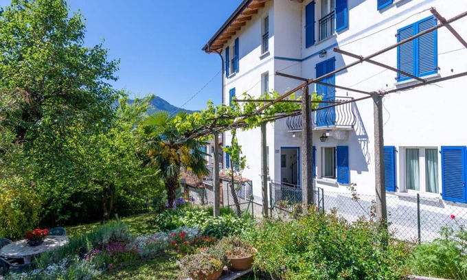 Gera Lario Apartment | Apartment Elisabetta - GLA115 by Interhome