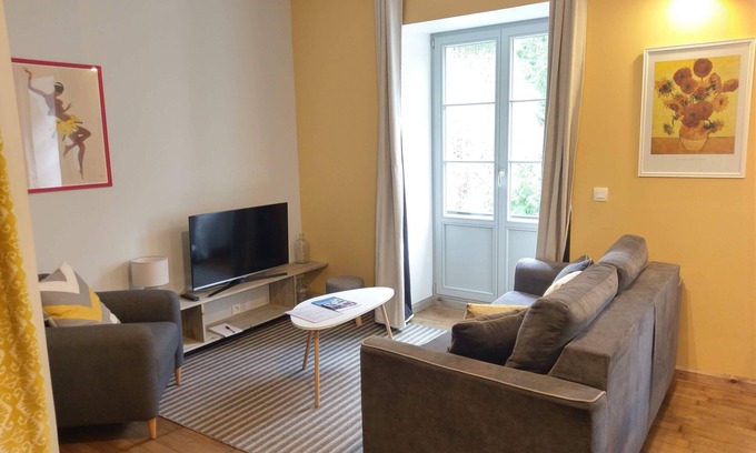 Eaux-Bonnes Apartment | Apartment-Ensuite with Bath-Romarin
