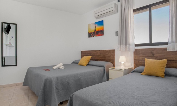 Barrio Nuevo Apartment | Apartment '104' with Wi-Fi and Air Conditioning