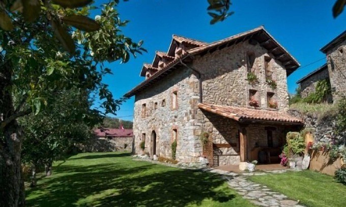 Robledo de la Guzpena Apartment | Apartment La Venta del Alma II for 2 people