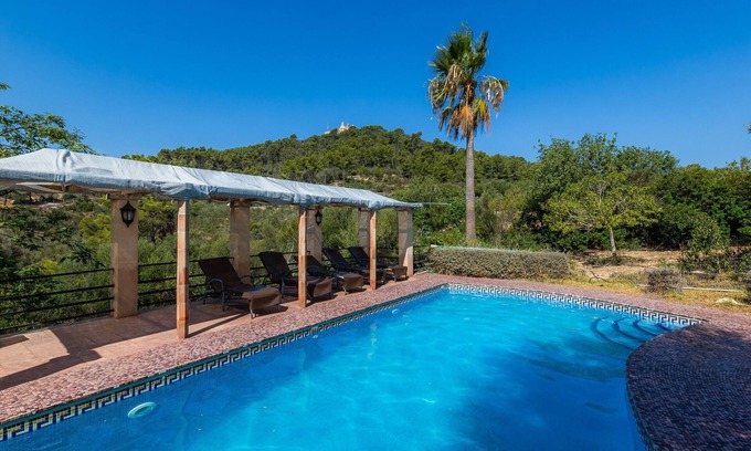 Petra Apartment | Apartment "Es Sostre" with Mountain View, Shared Pool & Wi-Fi