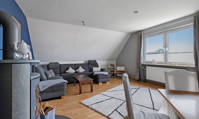 Heide Apartment | Apartment 'Family Küstenbrise' with Wi-Fi