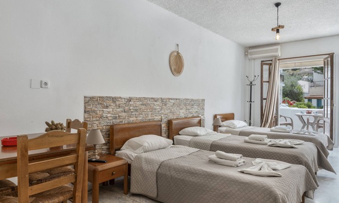 Kalymnos Town Apartment | Apartment 'Family Room No 2' with Mountain View, Wi-Fi and Air Conditioning