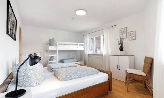 Ettenheim Apartment | Apartment 'Ferienwohnung Zola' with Wi-Fi