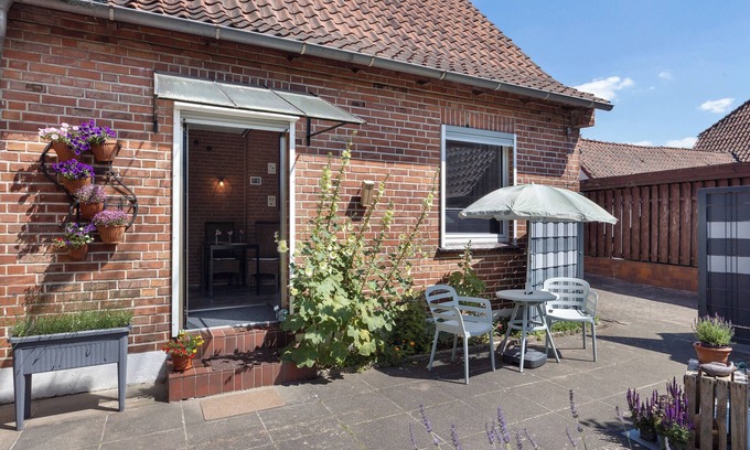 Soltau Apartment | Apartment 'Ferienwohnung-Zentral' with Private Garden and Wi-Fi