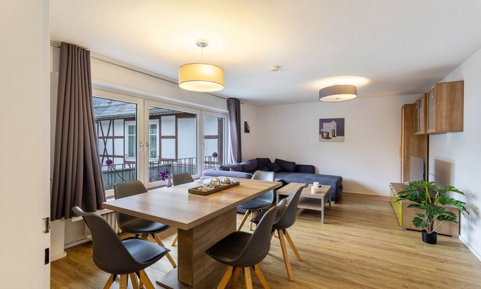 Usseln Apartment | Apartment 'Fewo Am Park' with Mountain View and Balcony