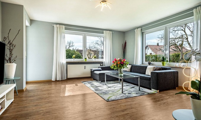 Lindau Apartment | Apartment 'Fewo Hotz Am Golfclub Lindau 2a' with Mountain View, Private Terrace and Wi-Fi