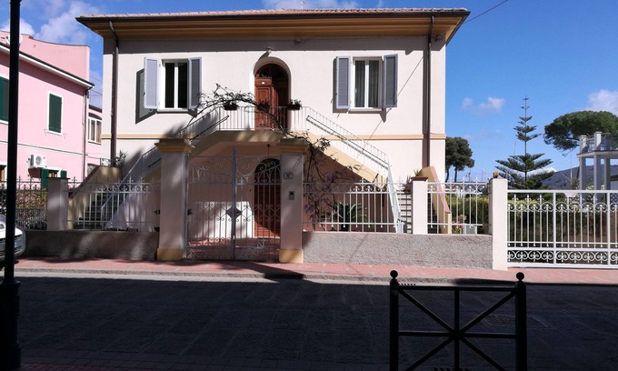 Marina di Campo Apartment | Apartment/flat - Marina di CampoHouse with character