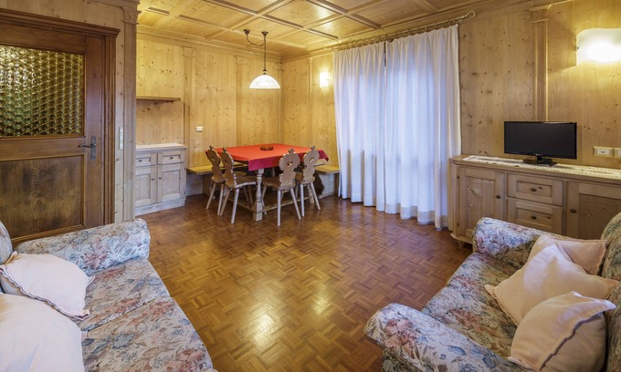 San Vito di Cadore Apartment | Apartment for 8 people 10 km from Cortina d'Ampezzo