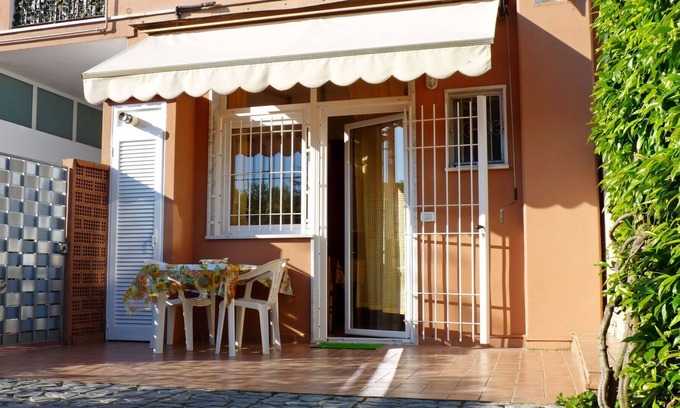 Marina di Carrara Apartment | Apartment for 3 People at 400 meter from the Sea