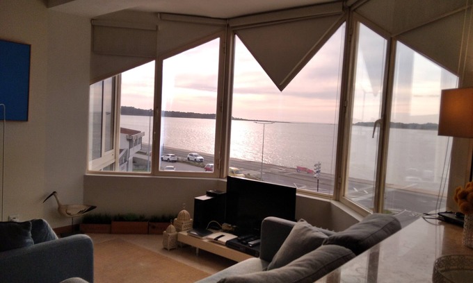 Lanhelas Apartment | Apartment for 6 guests - View of sea and river- 200 m from the