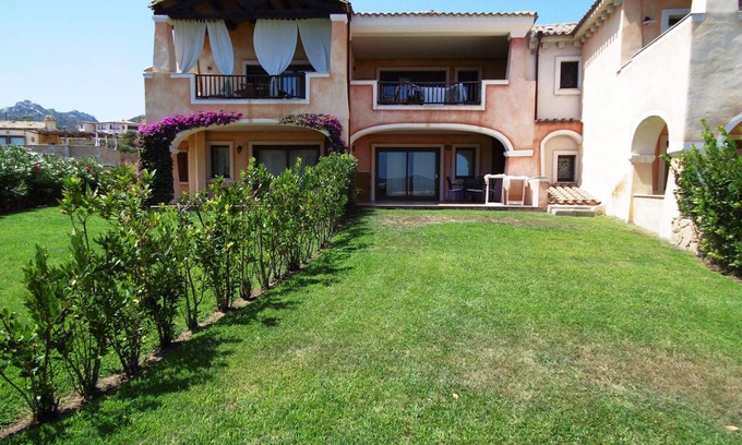 Cannigione Apartment | Apartment for 6 people, Cannigione