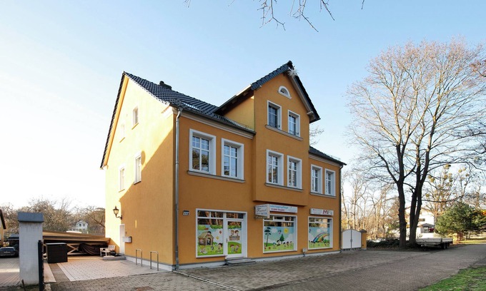 Wunsdorf Apartment | Apartment 'Friedrich' with Wi-Fi