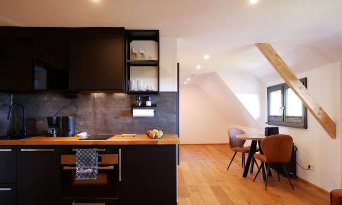 Rinken Apartment | Apartment 'Fuchs' with Mountain View and Wi-Fi
