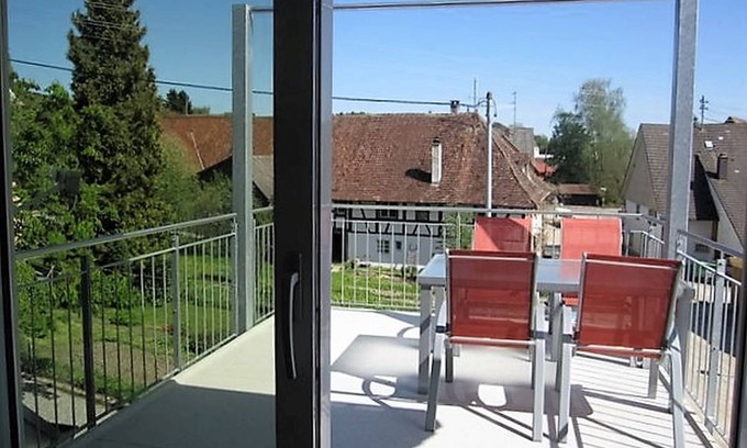 Salem Apartment | Apartment 'Golden Delicious' with Shared Terrace, Shared Garden and Wi-Fi