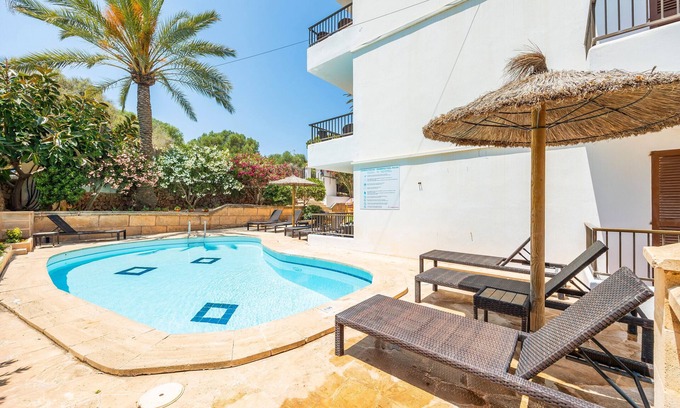 Cala Ferrera Apartment | Apartment 'Gran Sol Family 4' with Shared Pool, Wi-Fi and Air Conditioning