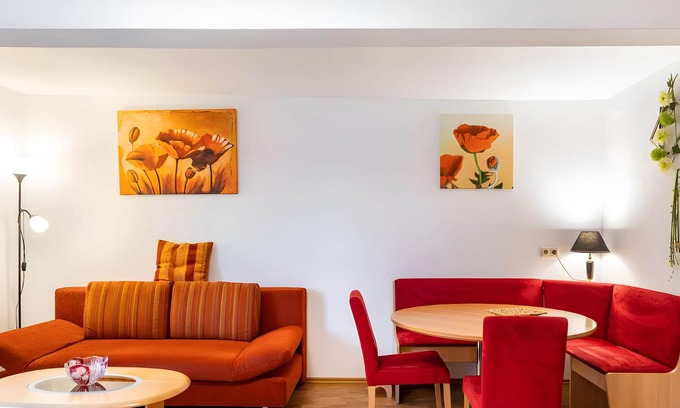 Gersfeld Apartment | Apartment 'Haus Edith Fewo' with Mountain View, Shared Garden and Wi-Fi