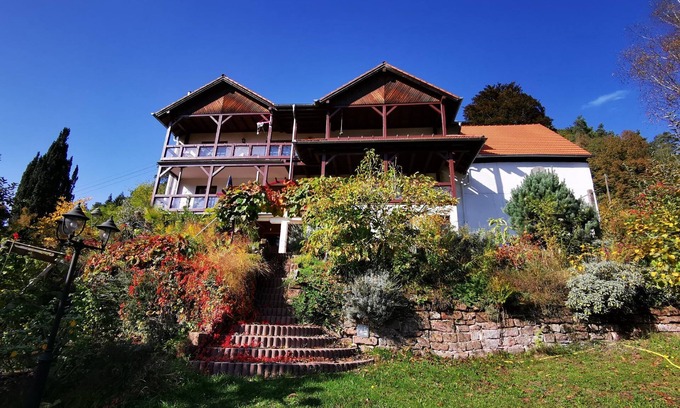 Schonau Apartment | Apartment 'Haus Katz' with Lake View, Private Terrace and Wi-Fi