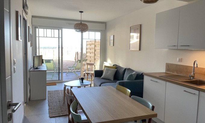 Hardelot-Plage Apartment | Apartment in the city center "Les Feet Dans l'Eau