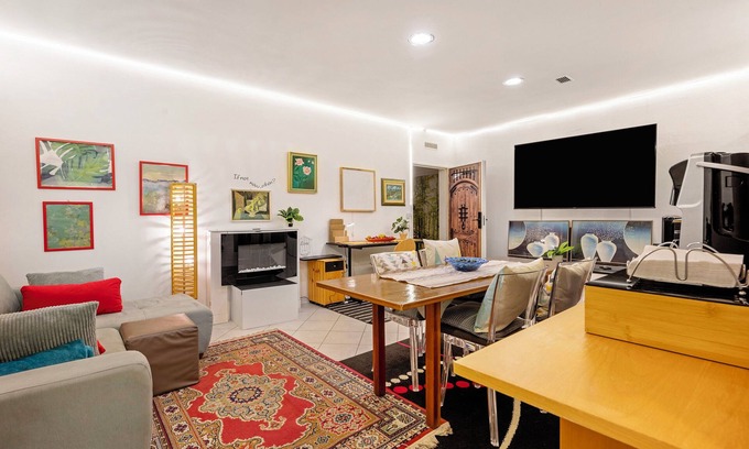 Bolzano Apartment | Apartment 'Il Rifugio Perfetto' with Wi-Fi and Air Conditioning