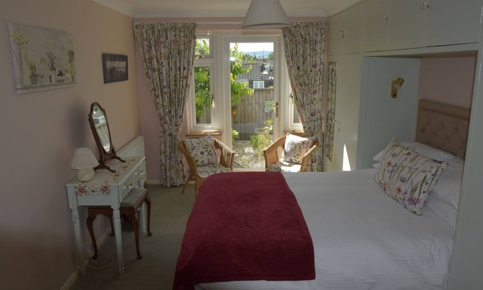 Kingsteignton House | Apartment in a Bungalow (Ground floor)
