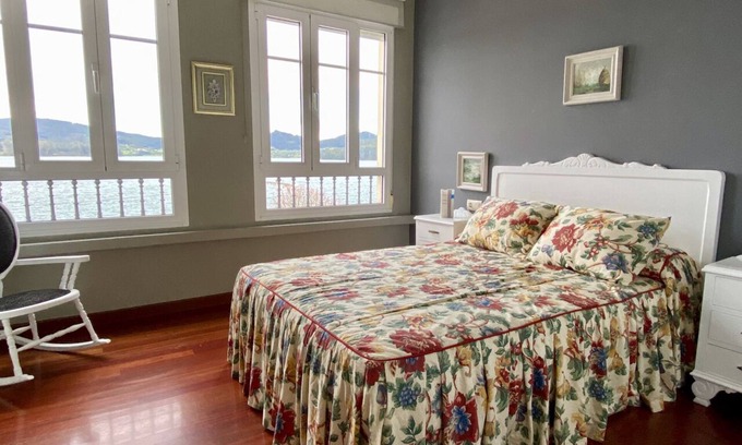 Ortigueira Apartment | Apartment in a great location with stunning views and minutes from the beach!