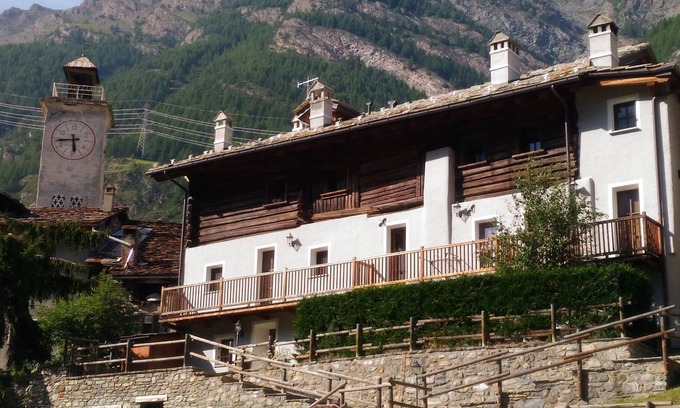 Epinel Apartment | Apartment in a typical mountain building in the Park of Gran Paradiso