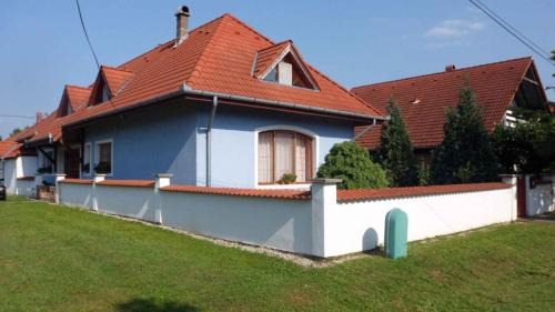 Balatonbereny Apartment | Apartment in Balatonbereny - Balaton 18043