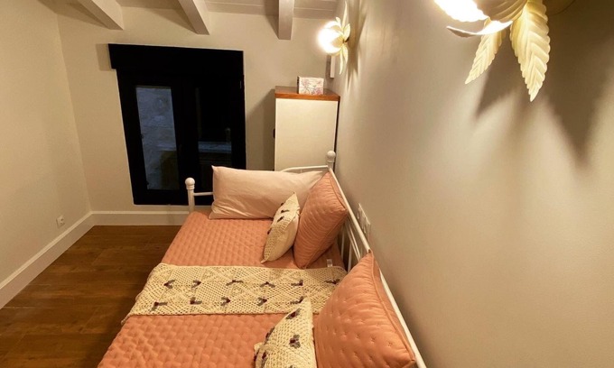 Val De San Vicente Apartment | Apartment in Helgueras