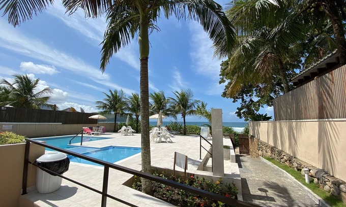 Maresias Apartment | Apartment in Horizontal Condominium - Foot on the sand - Maresias
