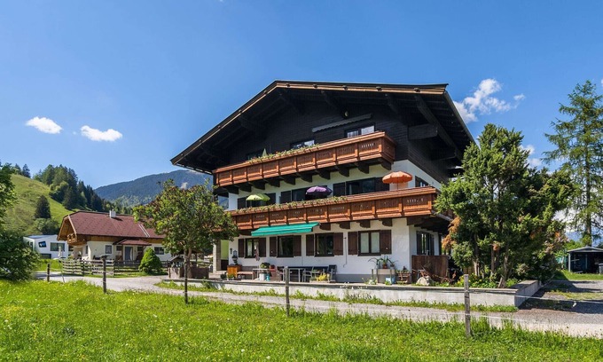 Maishofen Apartment | Apartment in Maishofen near Ski Slopes
